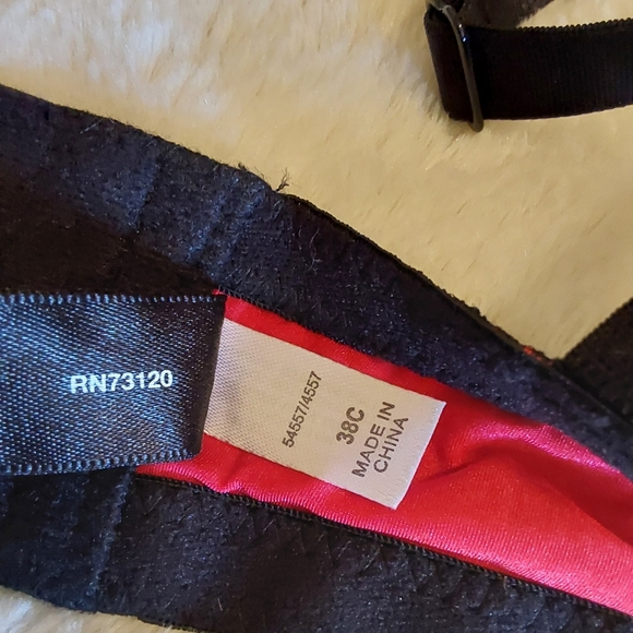 🌺 NWOT Frederick's Red/Black Lace Balconette Bra - Picture 8 of 9